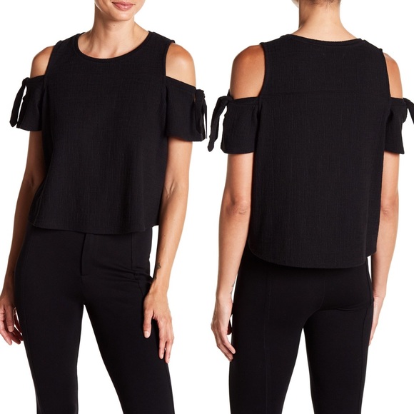 Madewell Tops - Madewell Skylark Cold Shoulder Tee in Black
